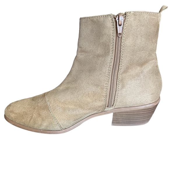 GAP Tan Suede Fringe Booties - Picture 3 of 10